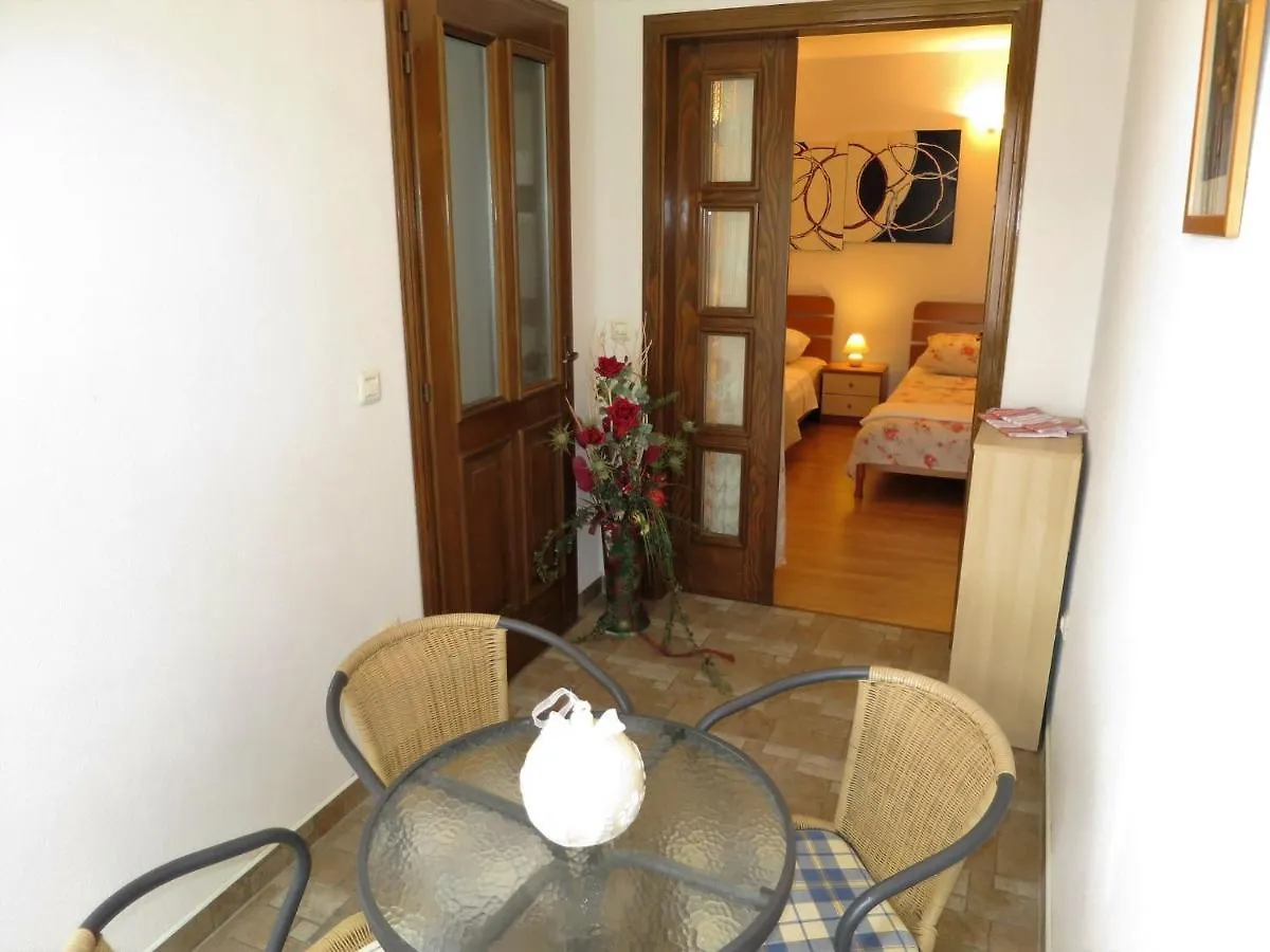 Apartment Zinka - Roj130 By Interhome Rovinj